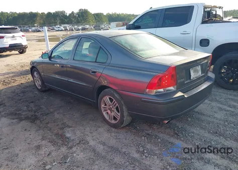 2005 Volvo S60 2.5T из США, поврежденный, VIN YV1RS592352474548